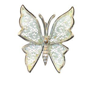 Vintage Silver Tone Butterfly Brooch With Intricate Filigree Wings (1128)